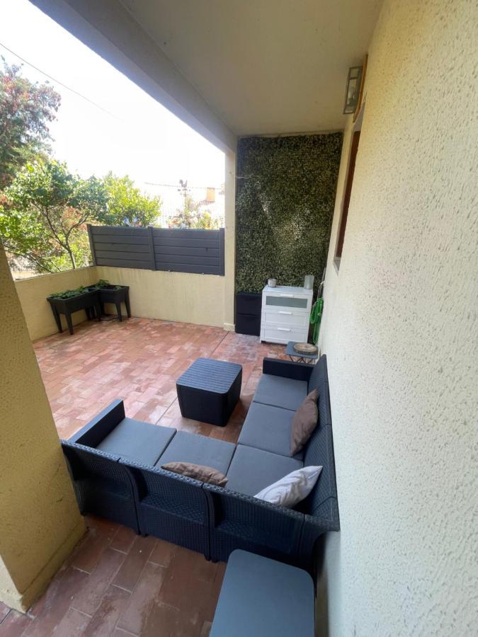 Appartement Proche Mer Avec Terrasse Et Jardin Privatif Ιέρ Εξωτερικό φωτογραφία